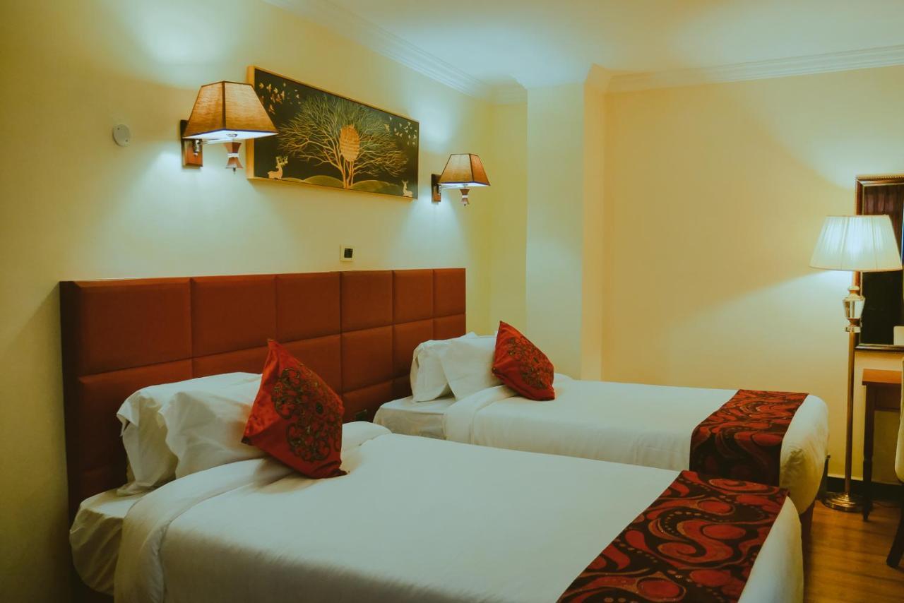 Moonlight Hotel Addis Ababa Bagian luar foto