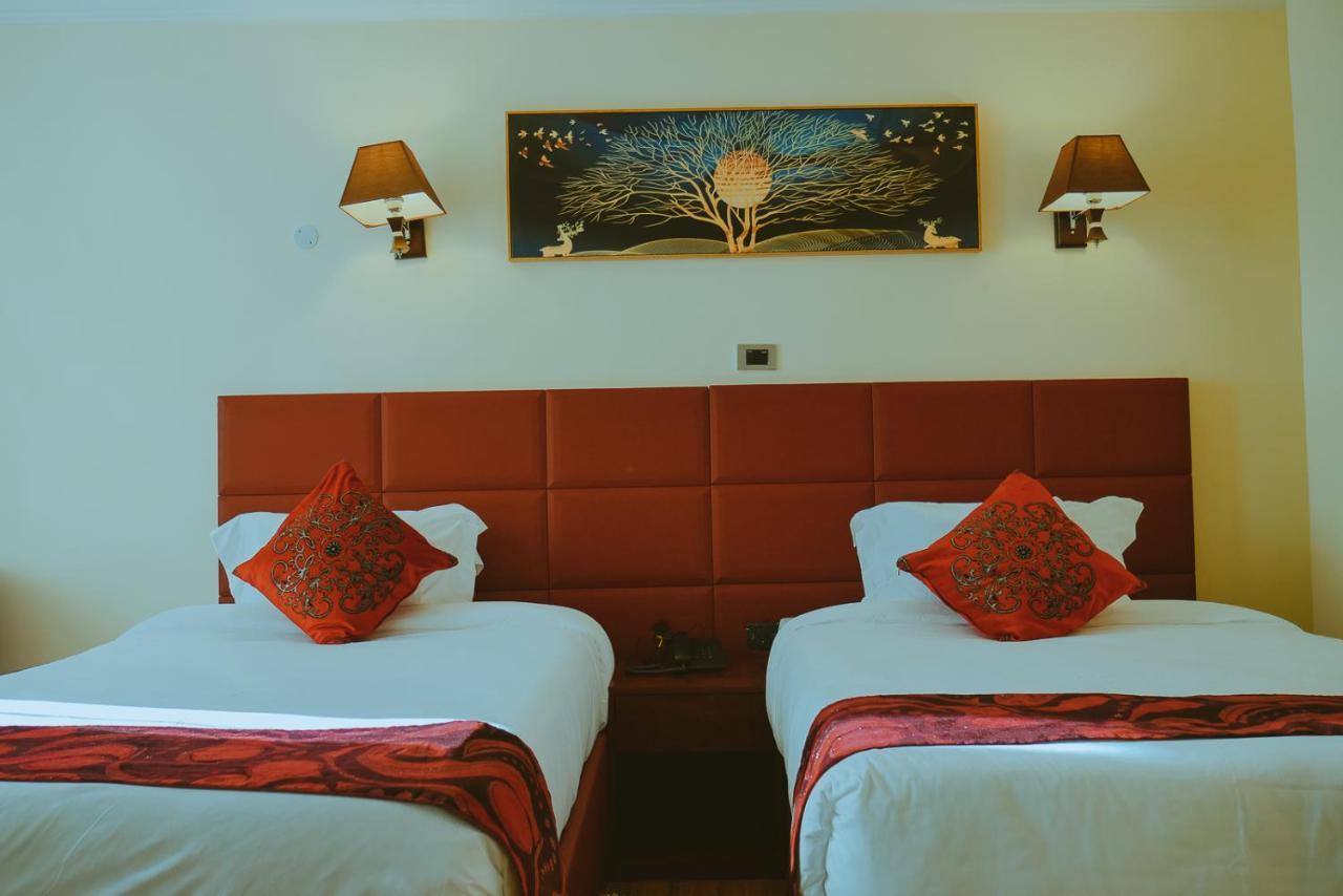 Moonlight Hotel Addis Ababa Bagian luar foto