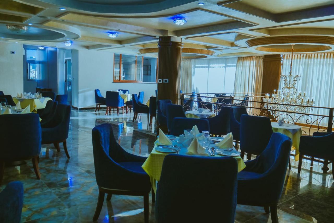 Moonlight Hotel Addis Ababa Bagian luar foto